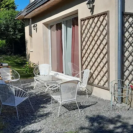 Grande Maison, Calme, Proche De La